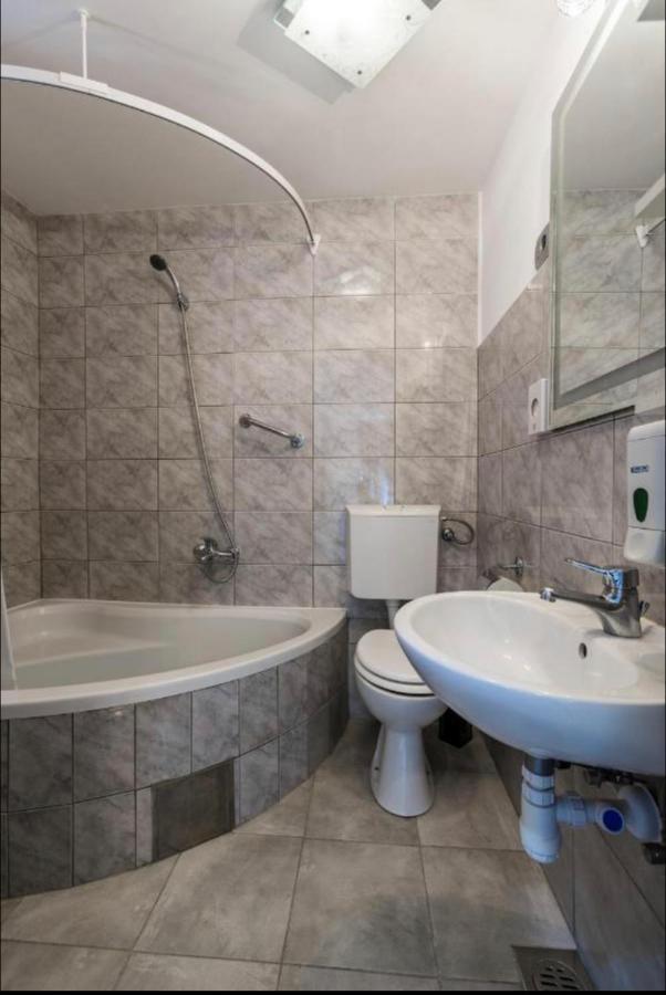 Apartment Cvita Split Exterior photo
