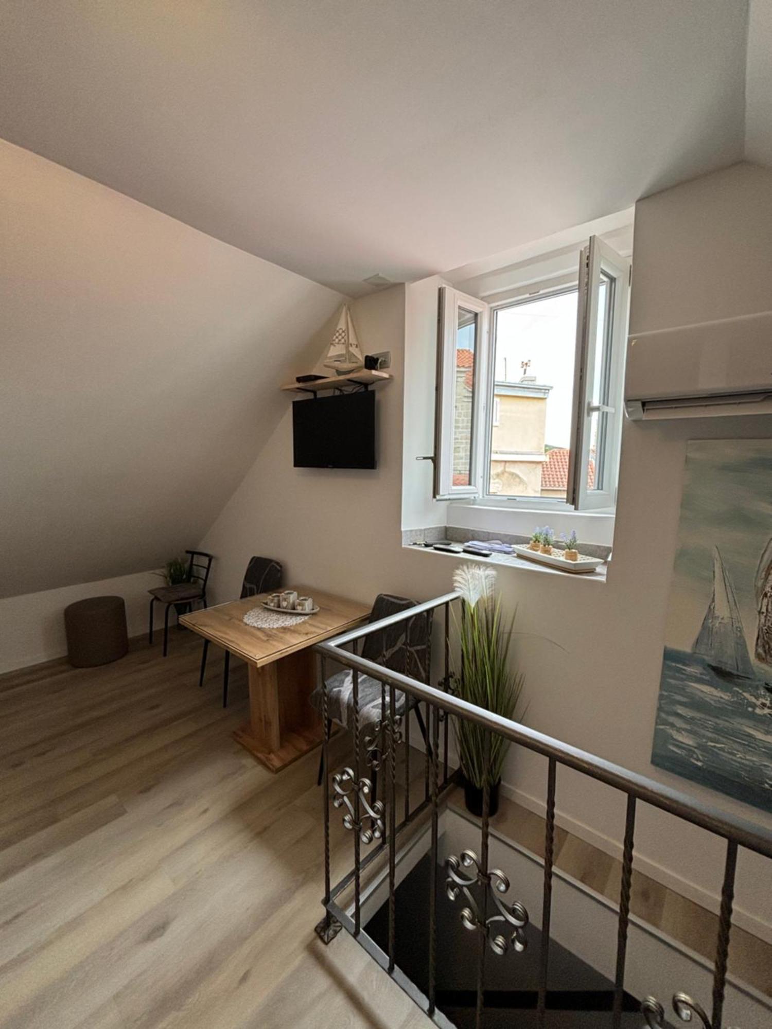 Apartment Cvita Split Exterior photo